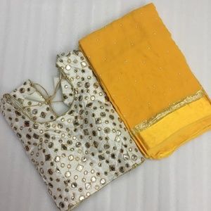 Beautiful Georgette Sari with readymade blouse
